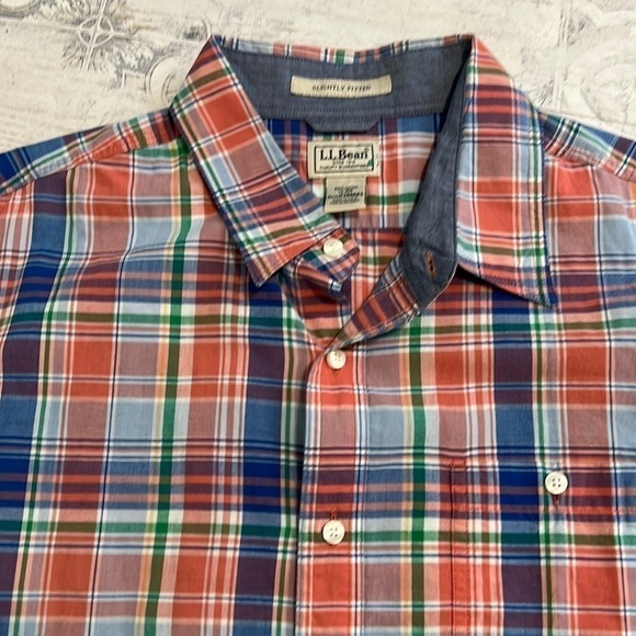 L.L. Bean Men’s Slightly Fitted Plaid Buttonp shirt size XL - Picture 2 of 6
